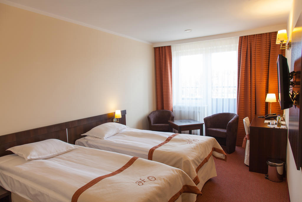 Hotel Ostrawa Wodzisław Śląski Esterno foto