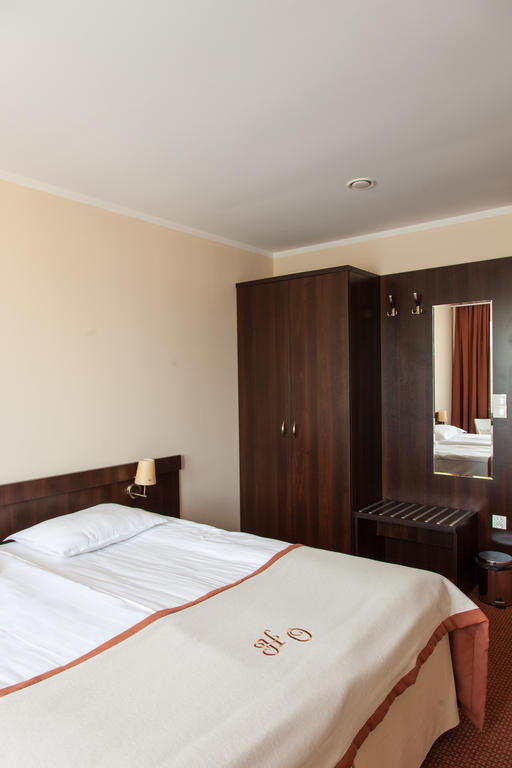 Hotel Ostrawa Wodzisław Śląski Esterno foto